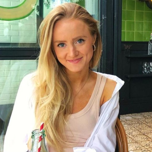 Meet your Posher, Emma - Picture 1 of 1